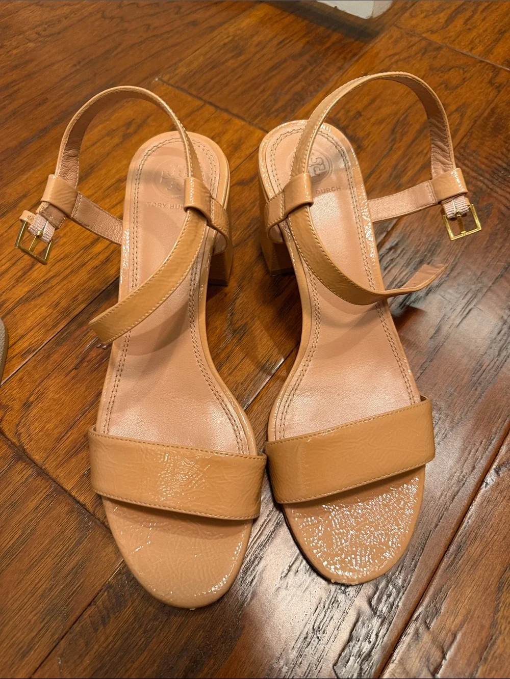 Tory Burch Block Heel Tan Patent Slingback Sandals size 9